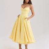 Ophira™ - Elegants korsetes midi kleita