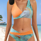 Krāsains bikini ar sirds formas krūšturi