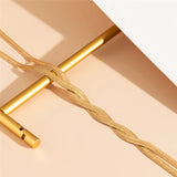 Klāra - Elegants Garš kaklarota ar Regulējams Snake dizains