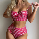 Bikini ar rūtiņām un plānām siksnām