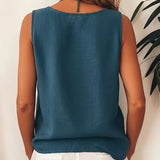 Klasisks bez piedurknēm jaciņa ar pogām priekšā