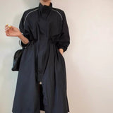 Damen leichter Windbreaker-Mantel mit Tunnelzug und Raglanärmeln