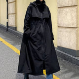 Damen Oversize-Mantel in Maxilänge mit Kapuze und Cape-Passe