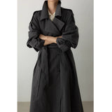 Damen Oversize-Trenchcoat in Maxilänge mit Taillengürtel und Epauletten