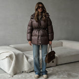 Damen Kapuzenjacke mit anpassbarem Taillenzug und glänzendem Finish