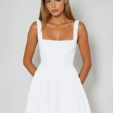 Scarlett™ - Klasisks Midi Kleita