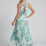 Portia | Plissiertes Halfter Kleid mit weichem Blumenmuster in Midi-Länge