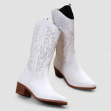 Salomé - Botas Camperas Bordadas