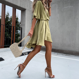 Jana | Damen V-Ausschnitt Mini-Kleid mit kurzen Ärmeln