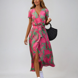 Suzanne – Elegantes Kleid mit V-Ausschnitt