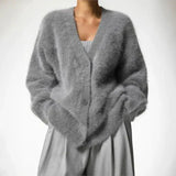 Scottie - Women’s V - Neck Relaxed Fit kardigāns