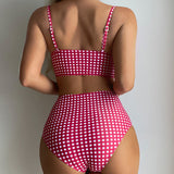 Bikini ar rūtiņām un plānām siksnām