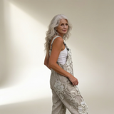 Sophie | Elegants izšūtu ziedu apgaismojums