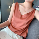 Elegants V veida kakla tops sievietēm – Trigala